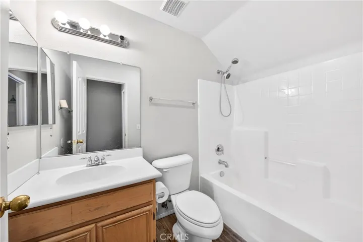 13889 Misty, Victorville, California 92392