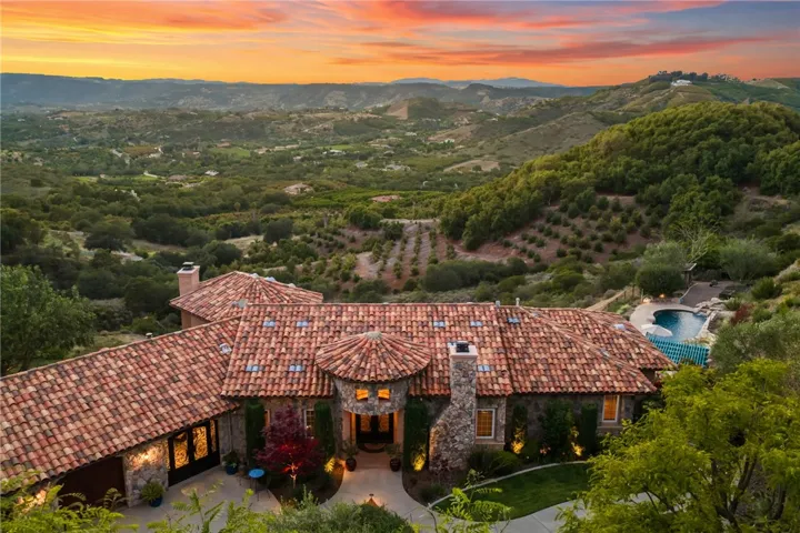 Unbelievable Views!