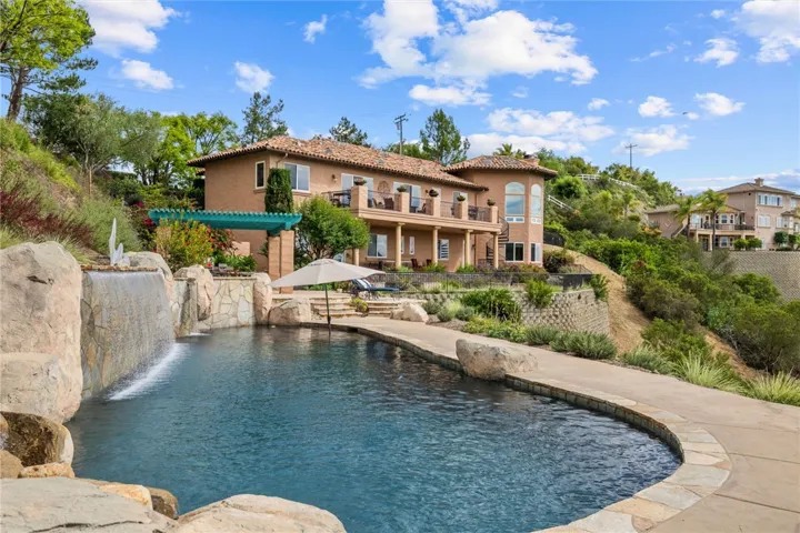 Amazing pool and spa!
