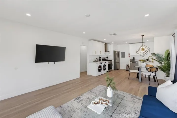 1607 Westmont, Alhambra, California 91803