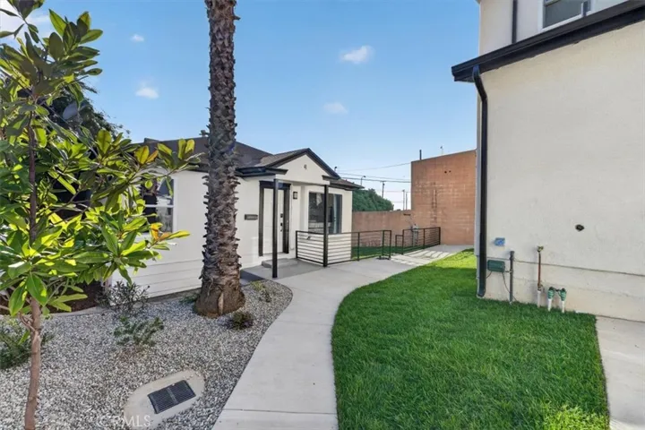 1607 Westmont, Alhambra, California 91803