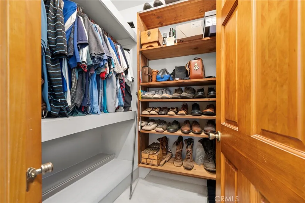 VERY ORGANIZED