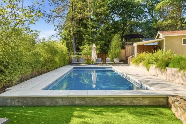 50 Oakcrest Court, Napa, California 94558
