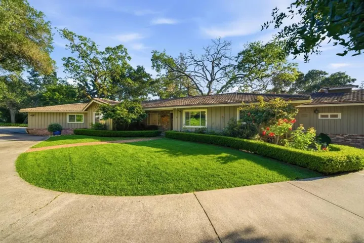 50 Oakcrest Court, Napa, California 94558