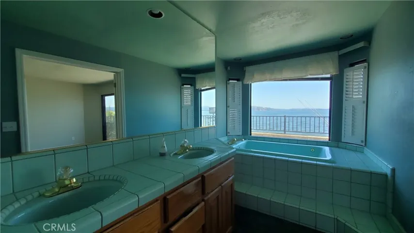 3140 Lakeshore Boulevard, Lakeport, California 95453