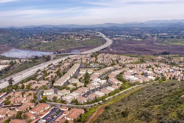18752 Caminito Cantilena 172, San Diego, California 92128
