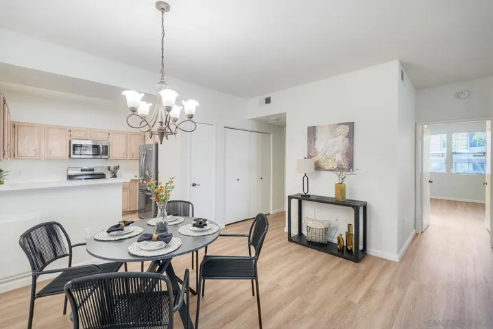 18752 Caminito Cantilena 172, San Diego, California 92128