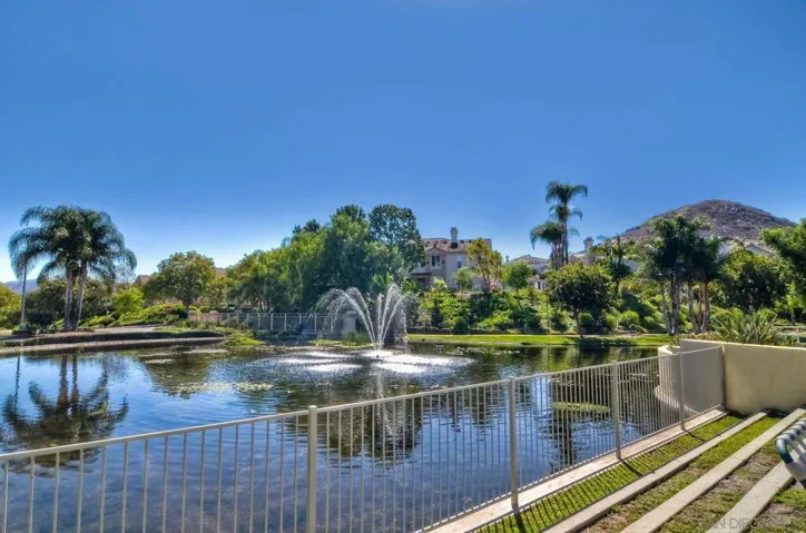 18752 Caminito Cantilena 172, San Diego, California 92128