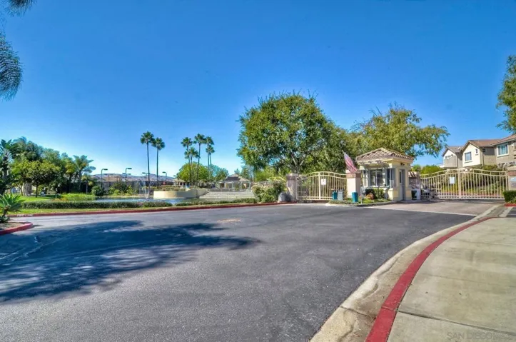 18752 Caminito Cantilena 172, San Diego, California 92128