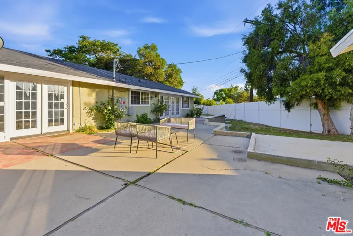 18445 Los Alimos Street, Porter Ranch, California 91326