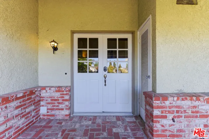 18445 Los Alimos Street, Porter Ranch, California 91326