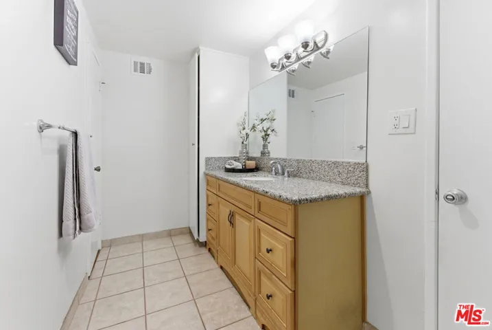18445 Los Alimos Street, Porter Ranch, California 91326