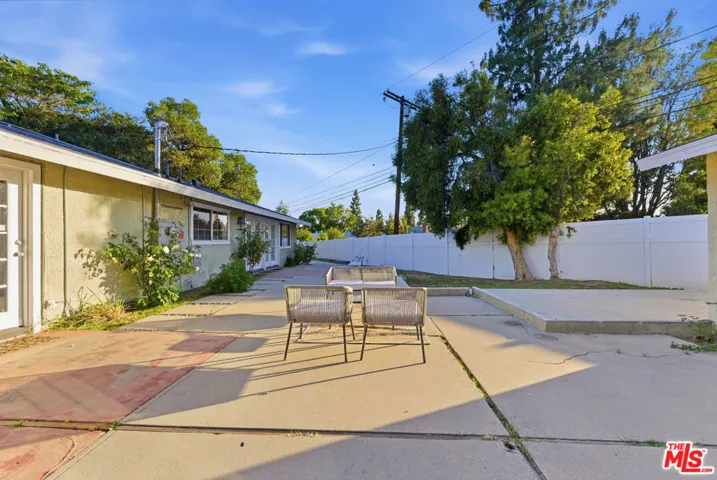 18445 Los Alimos Street, Porter Ranch, California 91326