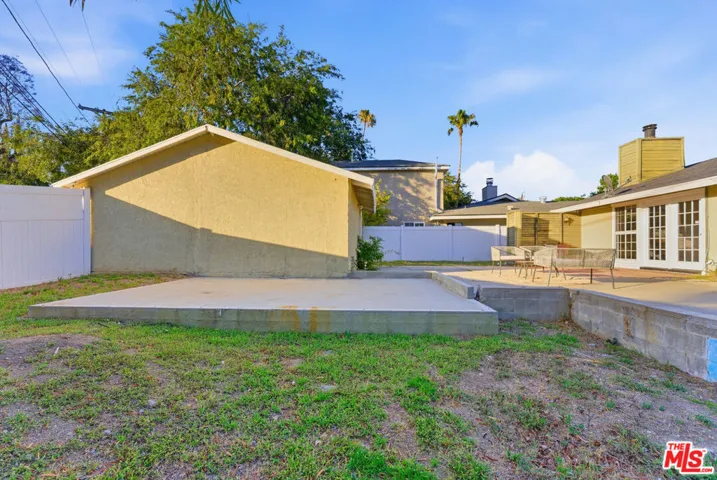 18445 Los Alimos Street, Porter Ranch, California 91326