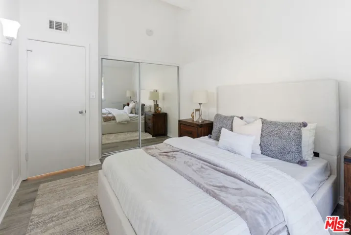 18445 Los Alimos Street, Porter Ranch, California 91326