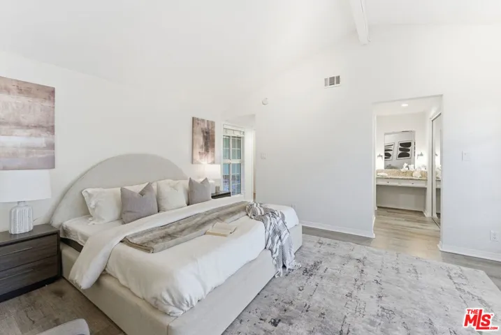 18445 Los Alimos Street, Porter Ranch, California 91326