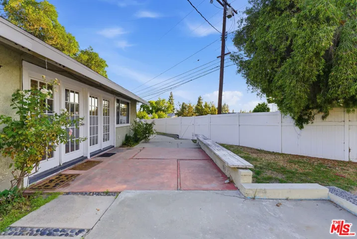 18445 Los Alimos Street, Porter Ranch, California 91326