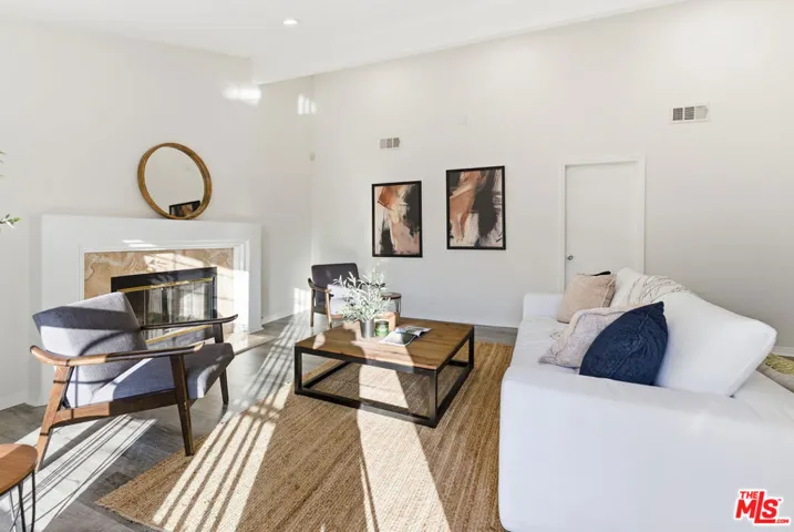 18445 Los Alimos Street, Porter Ranch, California 91326