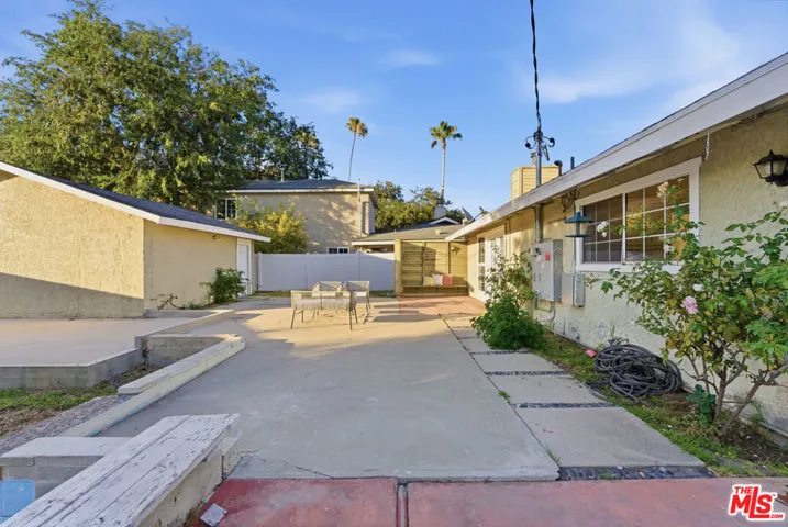18445 Los Alimos Street, Porter Ranch, California 91326