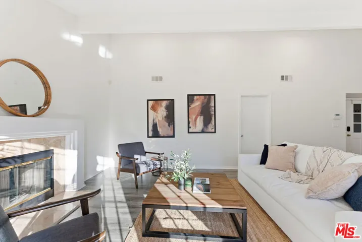 18445 Los Alimos Street, Porter Ranch, California 91326