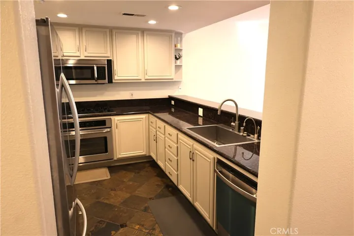 Spacious Kitchen with Granite Countertops