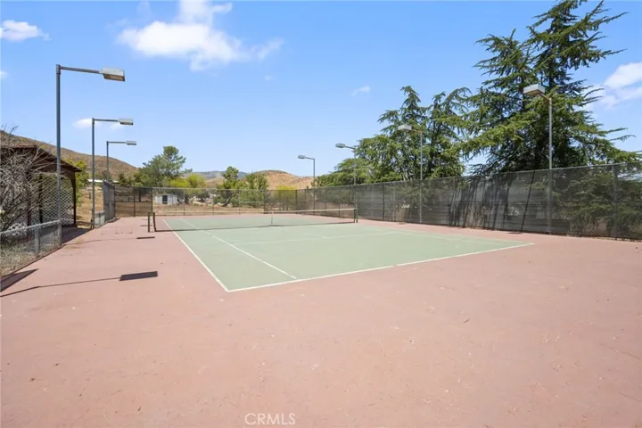 10821 Los Jordans, Agua Dulce, California 91390