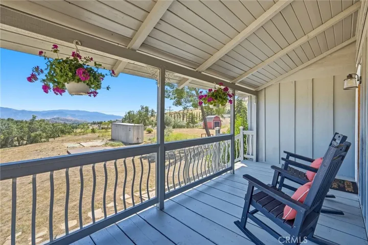 10821 Los Jordans, Agua Dulce, California 91390