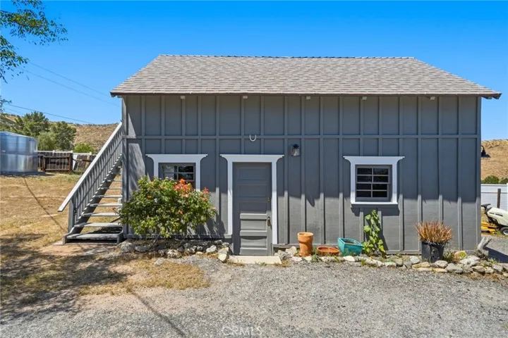 10821 Los Jordans, Agua Dulce, California 91390