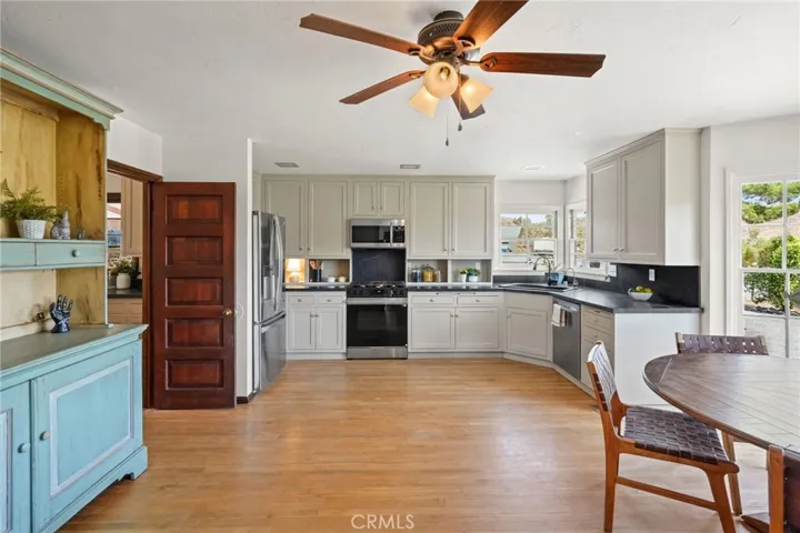 10821 Los Jordans, Agua Dulce, California 91390