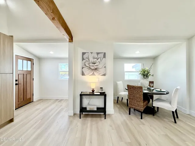 .5 bath & dining