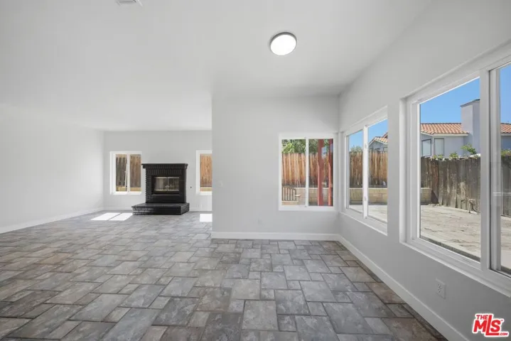 337 Morningside Terrace, Palmdale, California 93551