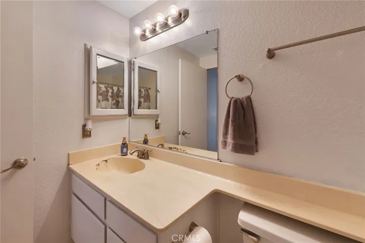 2389 S Reservoir St, Pomona Bathroom
