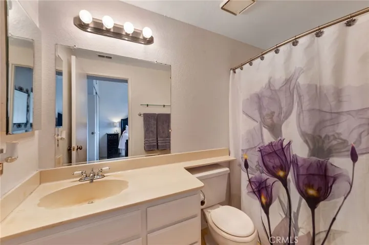 2389 S Reservoir St, Pomona En Suite Bathroom