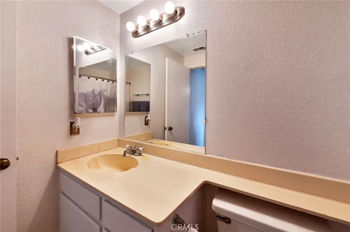 2389 S Reservoir St, Pomona En Suite Bathroom