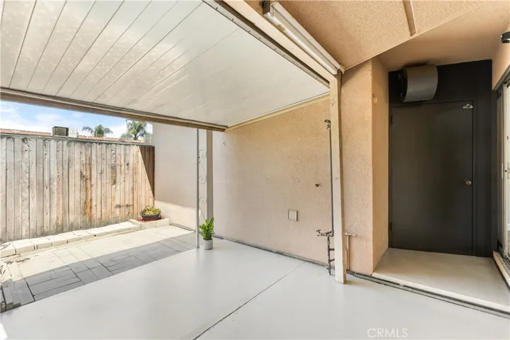 621 S Palm Avenue E, Hemet, California 92543