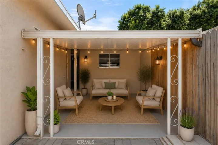 private patio virtual staging