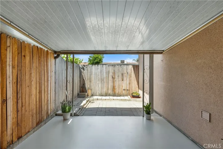 621 S Palm Avenue E, Hemet, California 92543