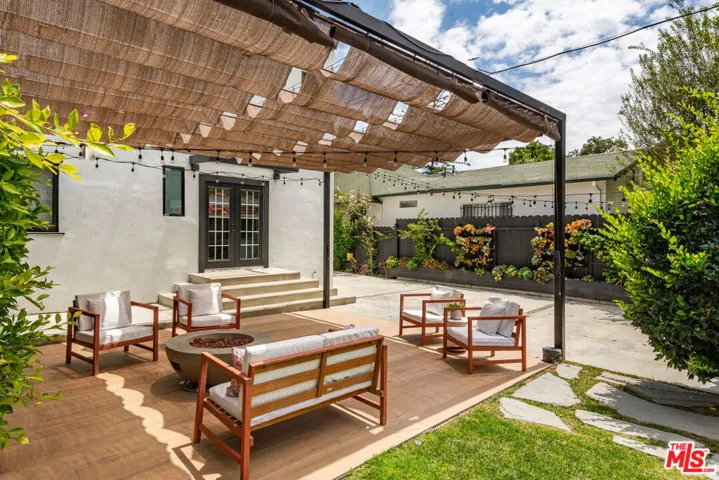 429 N Arden Boulevard, Los Angeles, California 90004