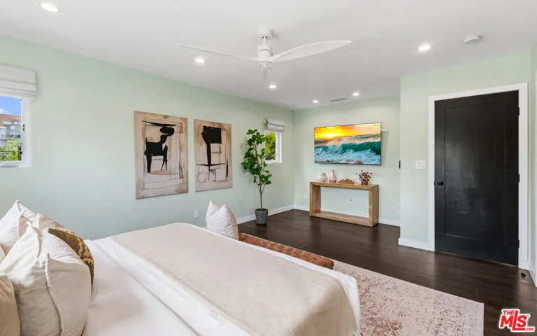 429 N Arden Boulevard, Los Angeles, California 90004