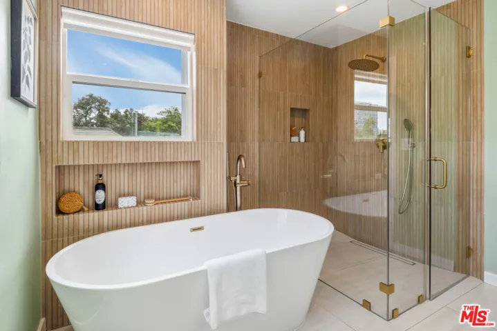 429 N Arden Boulevard, Los Angeles, California 90004