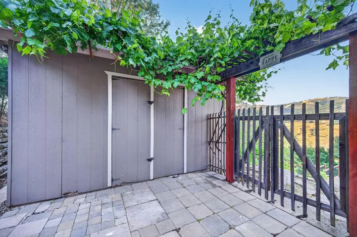 17241 Quail Court, Morgan Hill, California 95037
