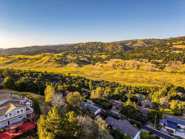 17241 Quail Court, Morgan Hill, California 95037