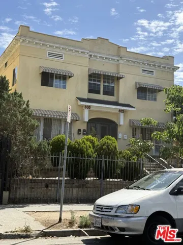 832 S Catalina Street, Los Angeles, California 90005