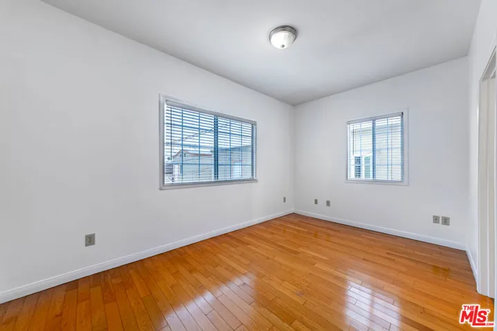 832 S Catalina Street, Los Angeles, California 90005