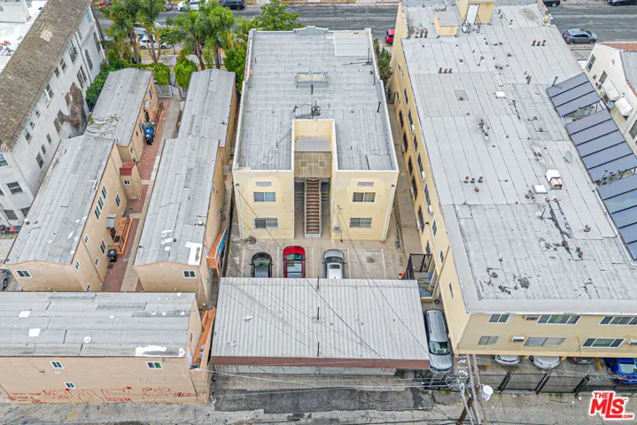 832 S Catalina Street, Los Angeles, California 90005