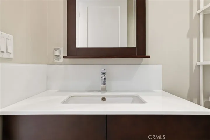 118 S Kenwood Street 407, Glendale, California 91205