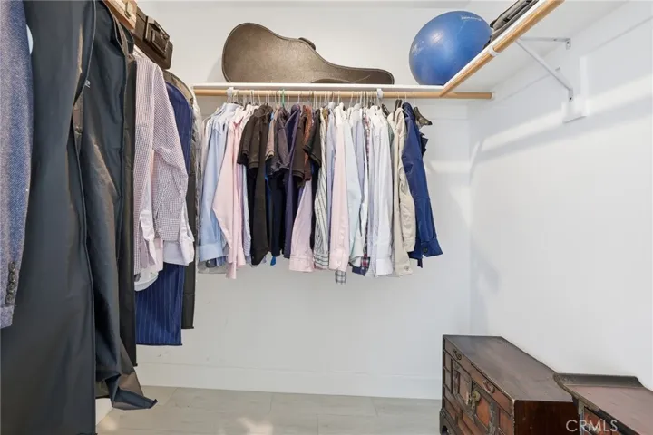 118 S Kenwood Street 407, Glendale, California 91205