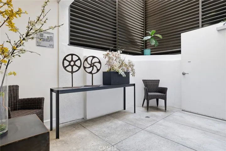 118 S Kenwood Street 407, Glendale, California 91205