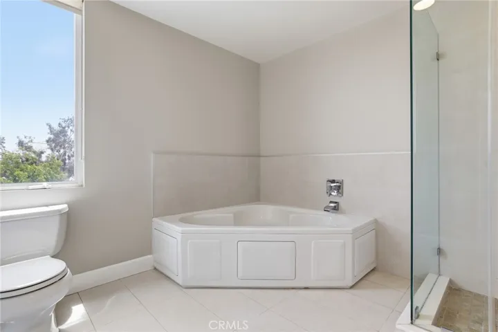 118 S Kenwood Street 407, Glendale, California 91205