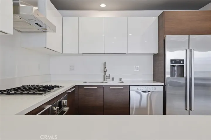 118 S Kenwood Street 407, Glendale, California 91205